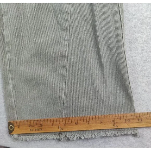 Hot Topic Women's Sage Green Jean Size Medium - Picture 11 of 11